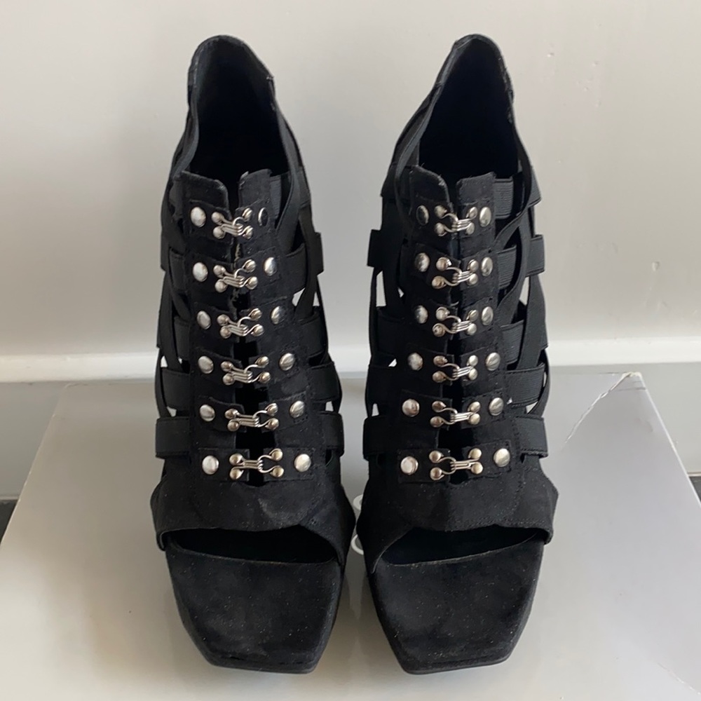 Jessica Simpson square toe heels